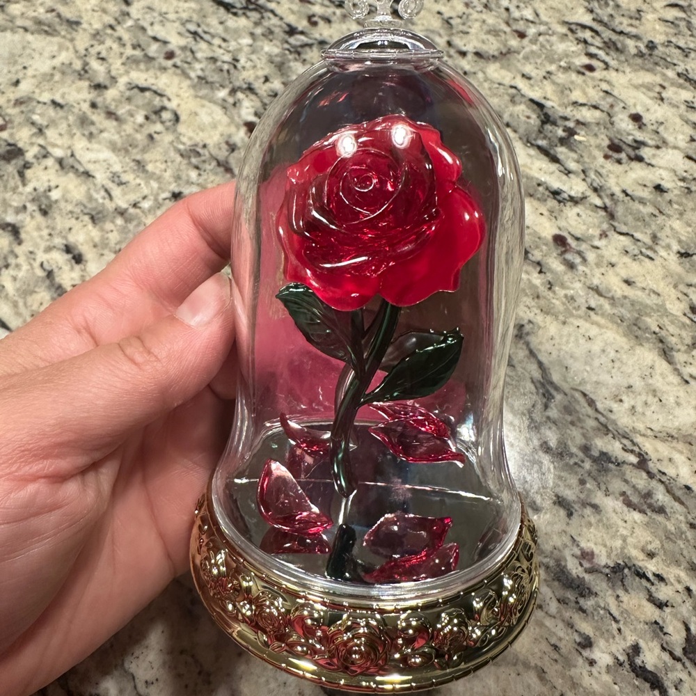 Bath & Body Works Disney Princess Belle Rose Nightlight Wallflower Plug